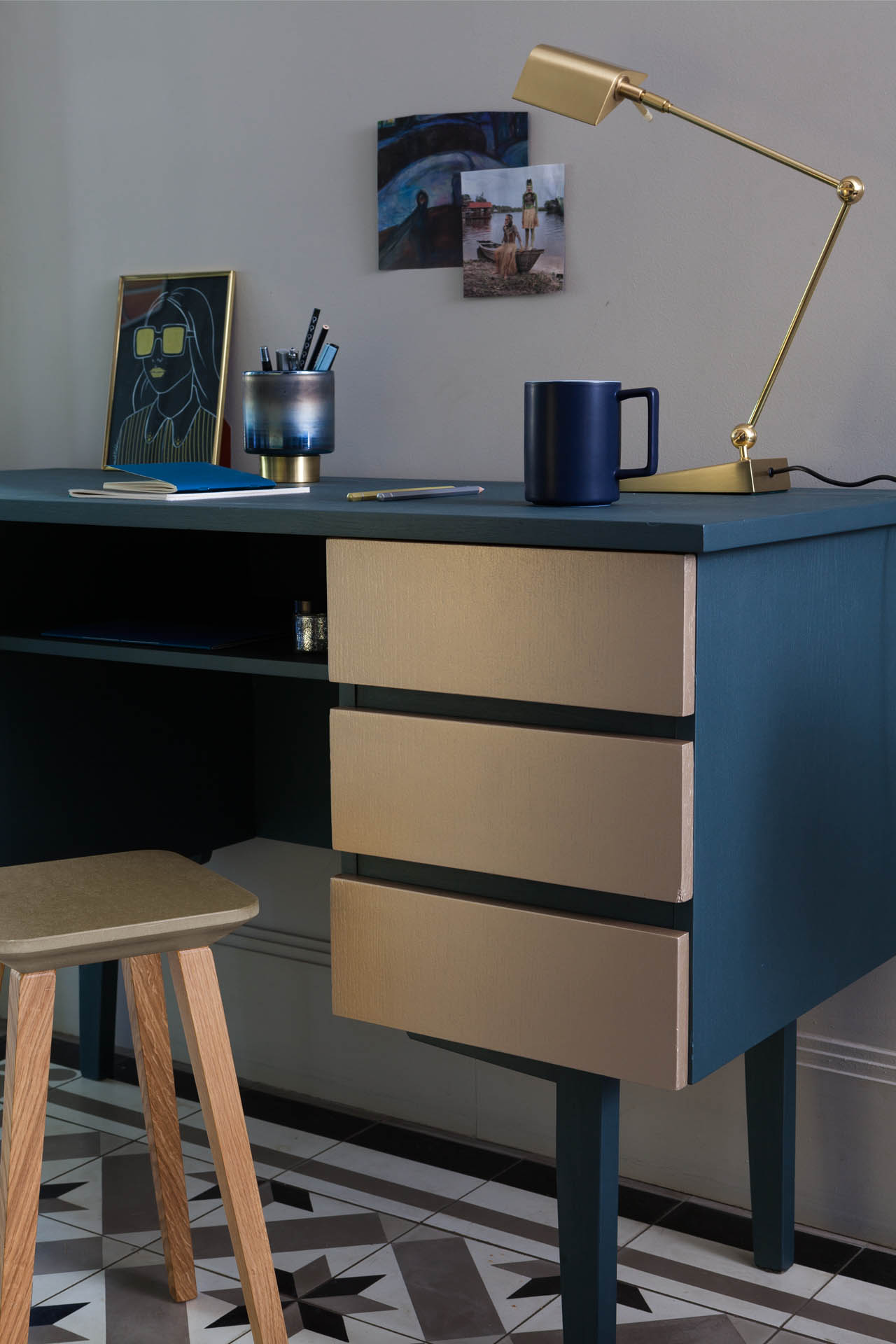 metal-absolu-bleu-metal-mat-or-jaune-brillant-bureau metal-absolu-bleu-metal-mat-or-jaune-brillant-bureau