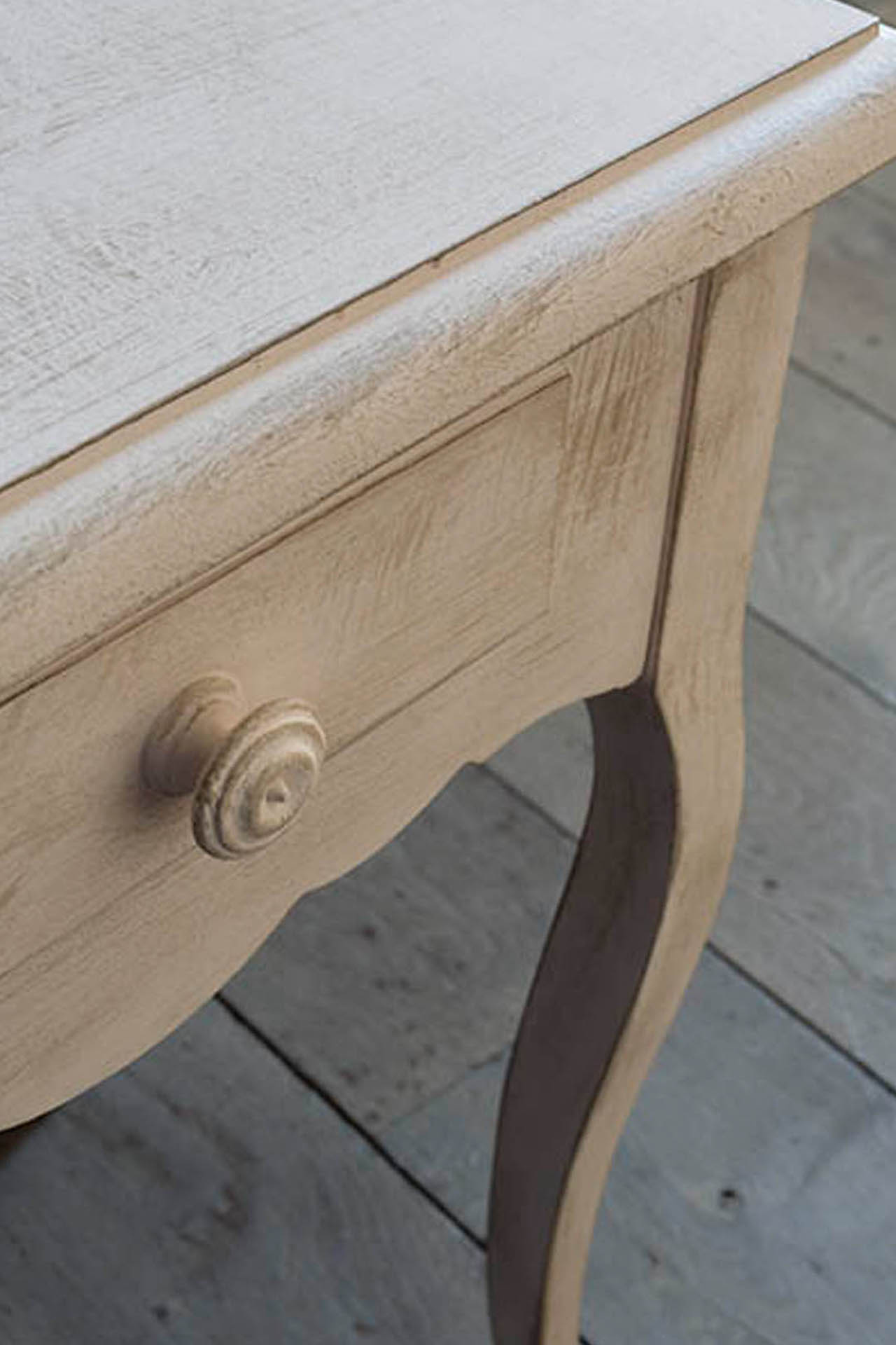 table-chevet-effet-patine-